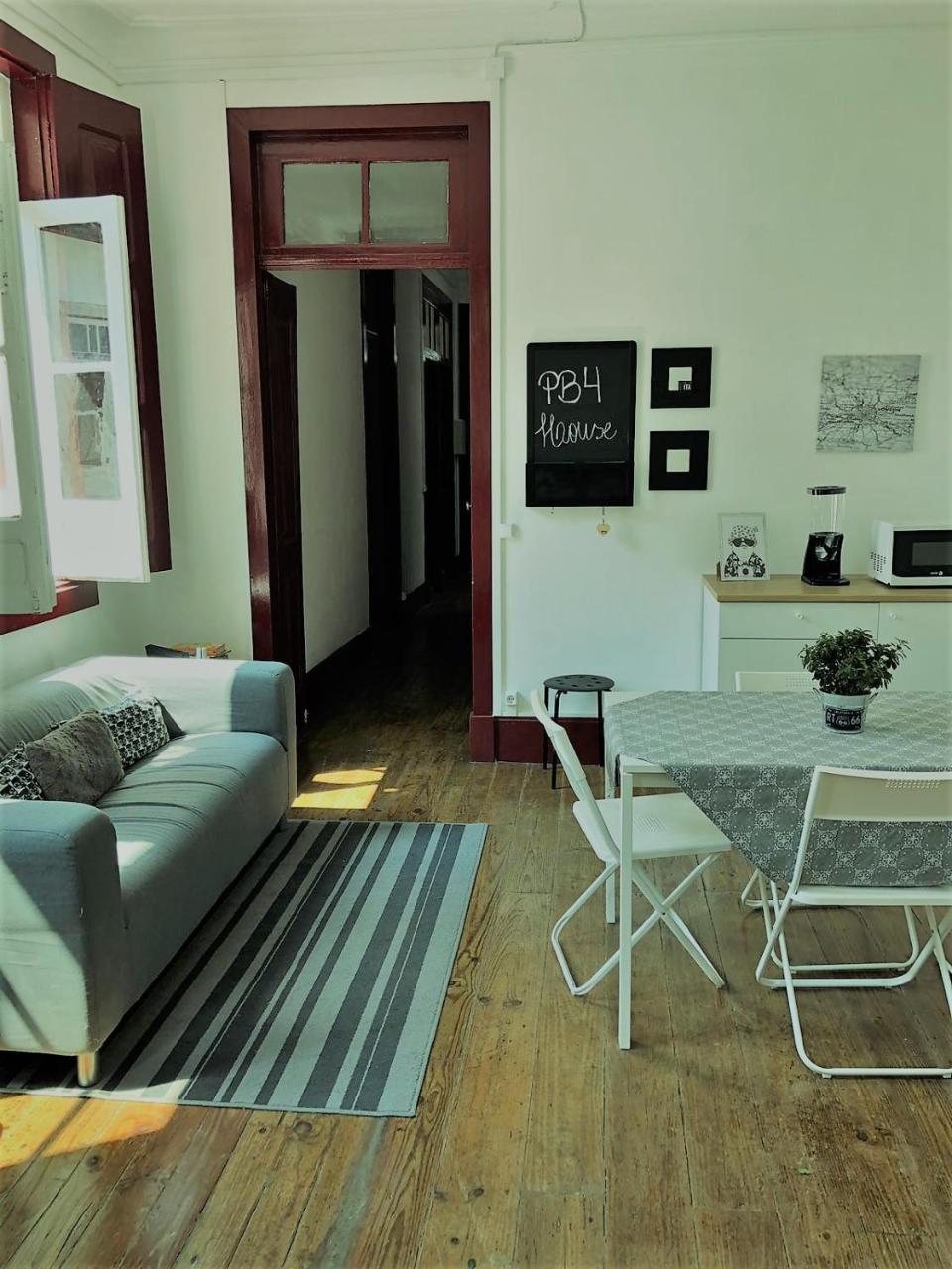 Хостел Pb4 House Брага Экстерьер фото