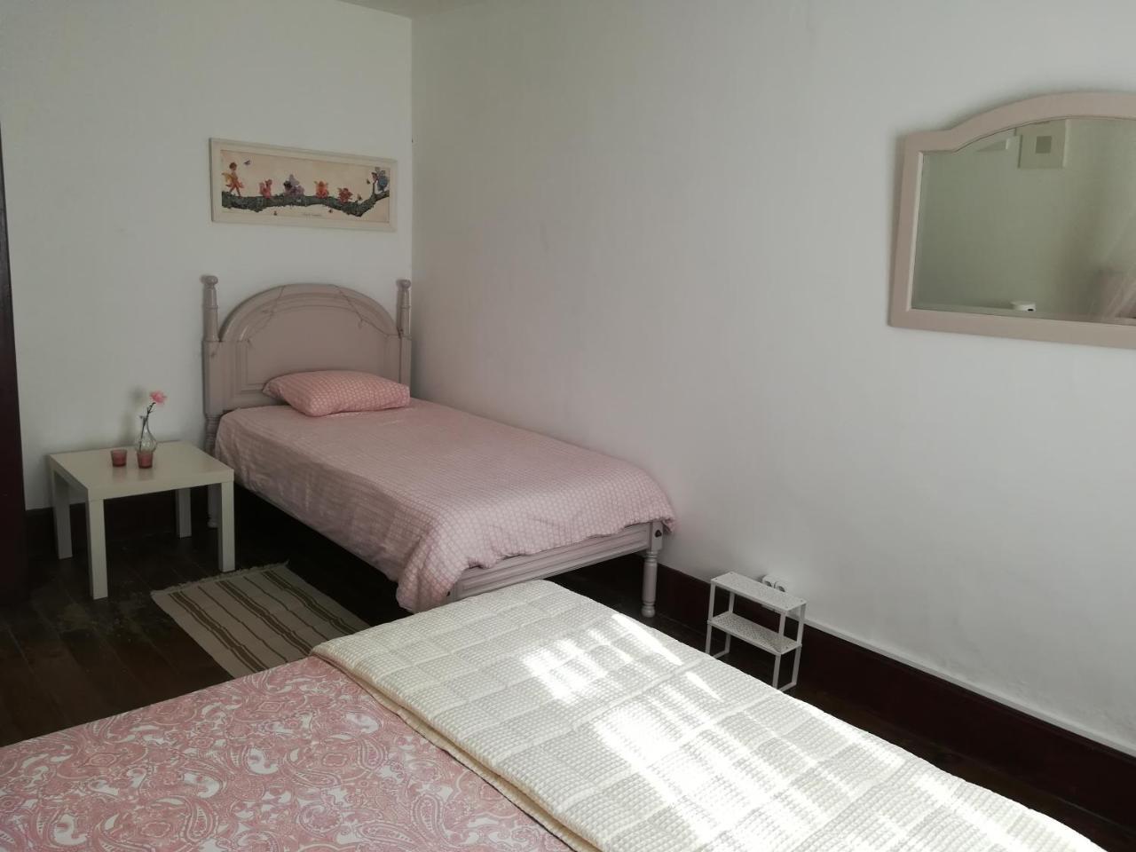 Хостел Pb4 House Брага Экстерьер фото
